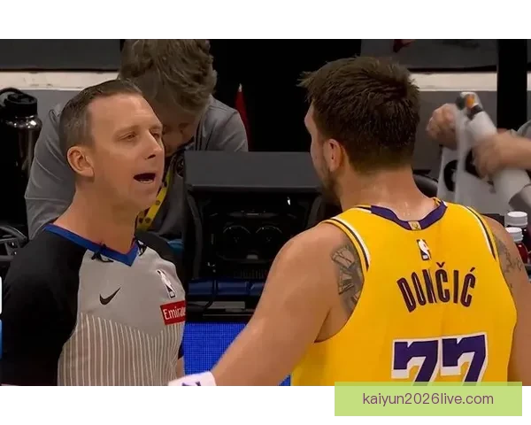 穆雷上半场爆发狂砍33分创个人新高 带领球队火力全开